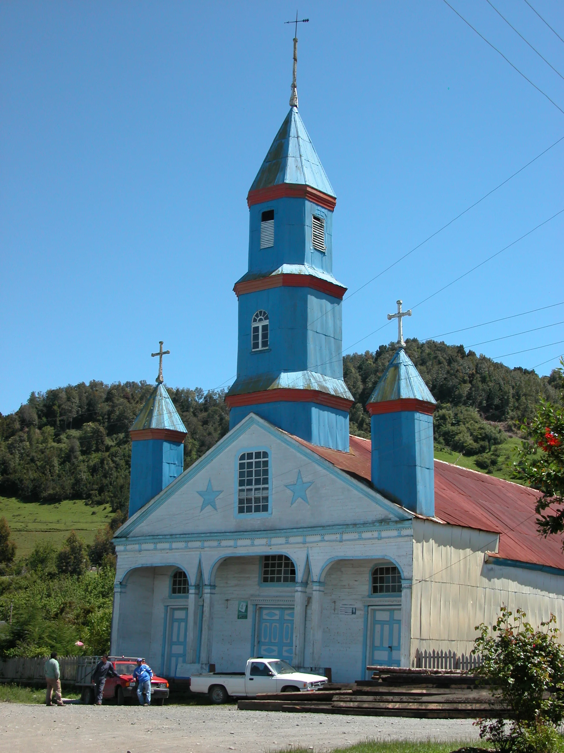 Torre de la Iglesia de Tenaún antes de la restauración